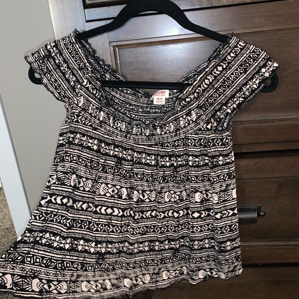 Pattern off the shoulder top